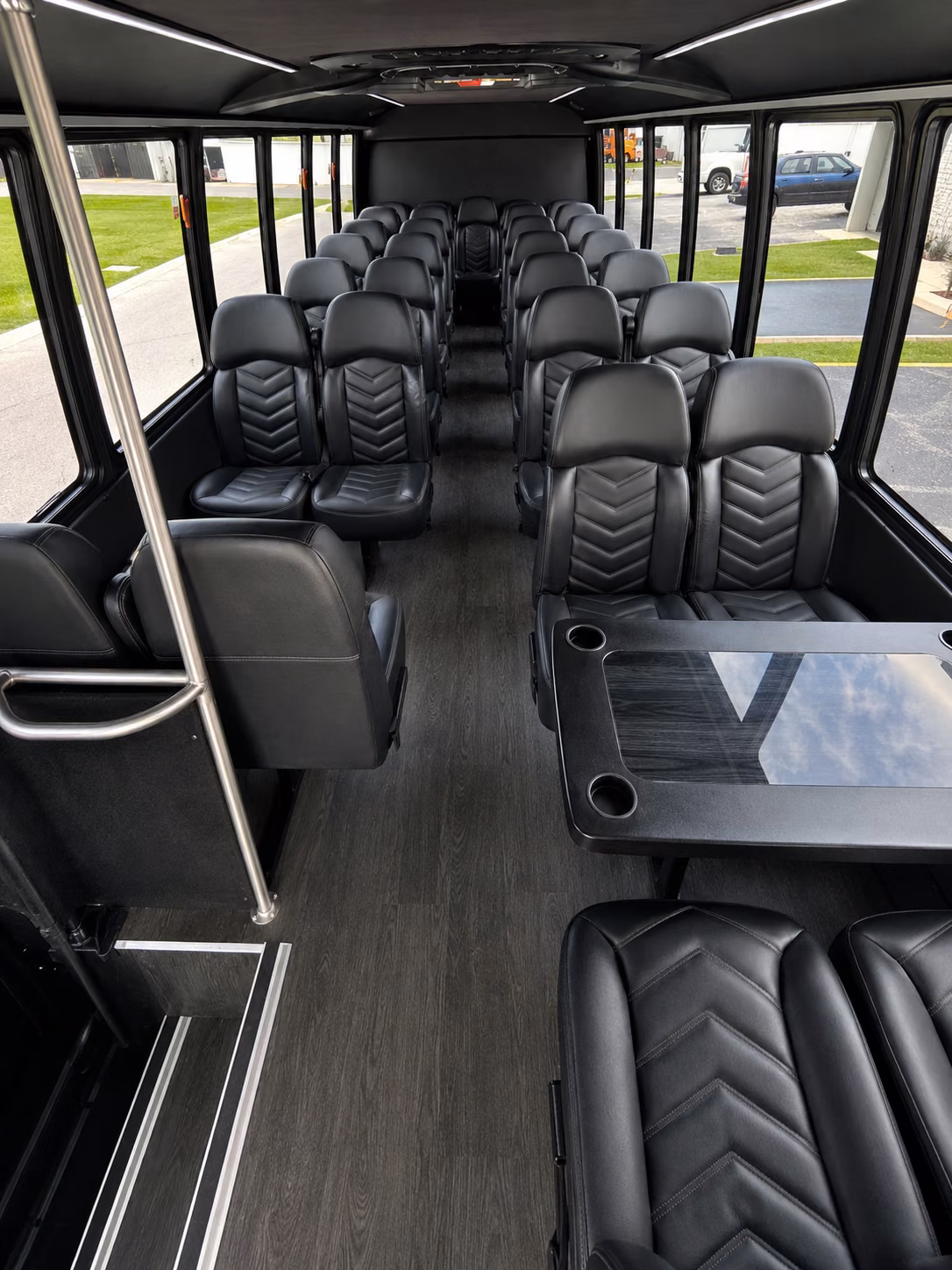airport transfer buses for wedding guests flying into houston