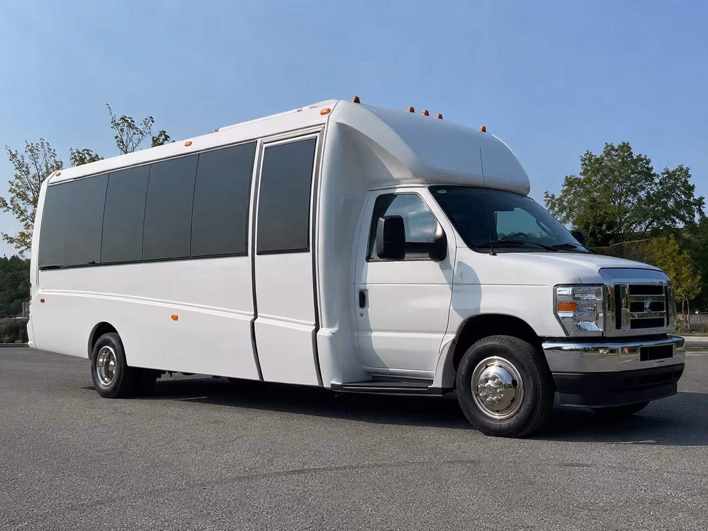 baytown area proms party bus rental