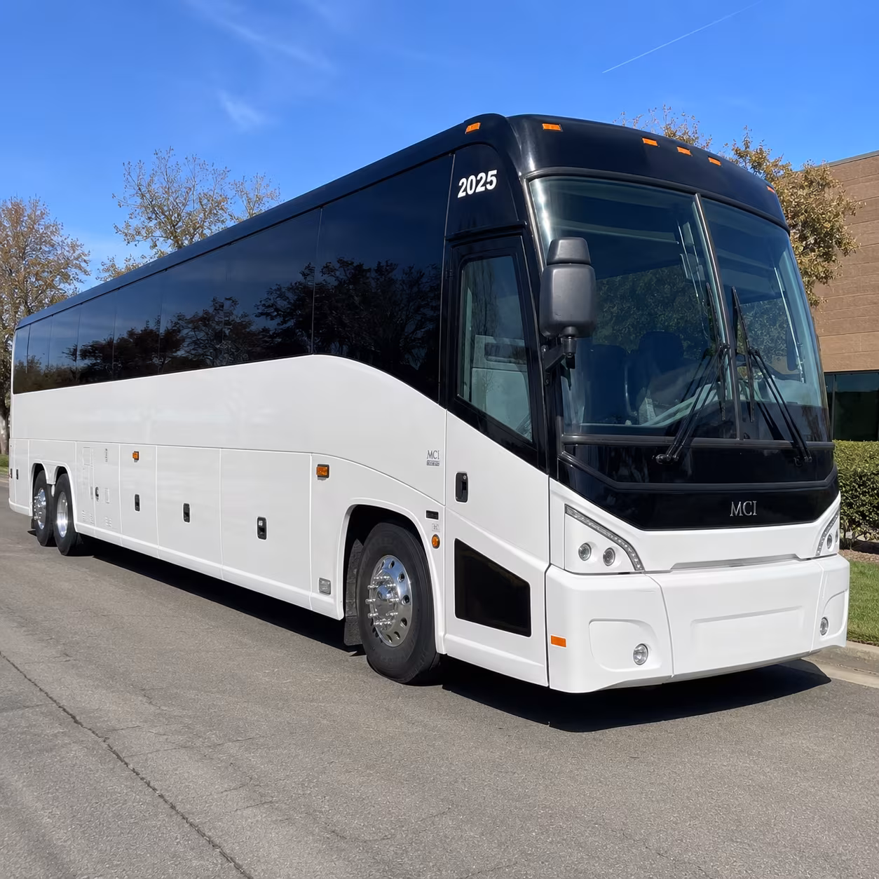 charter buses for multi venue baytown wedding weekends