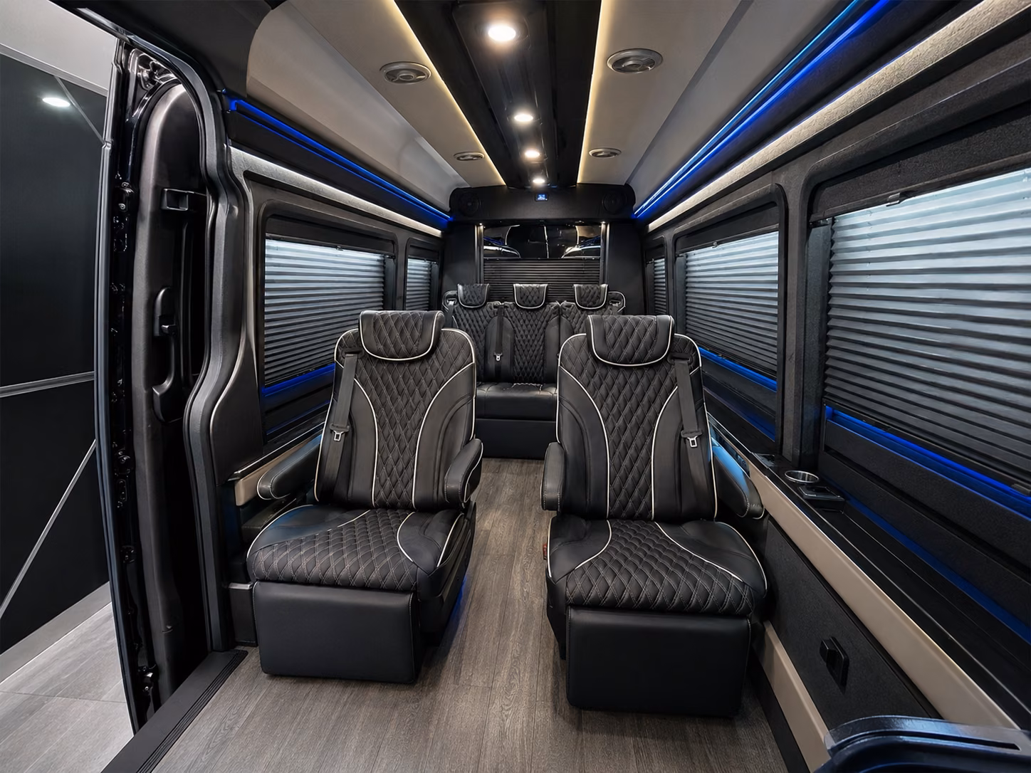 corporate group airport shuttles for baytown s energy corridor travelers
