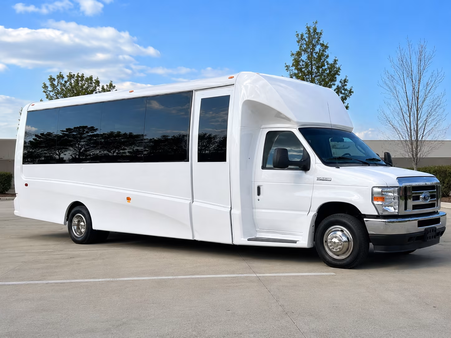 hotel to venue corporate shuttle buses for baytown events