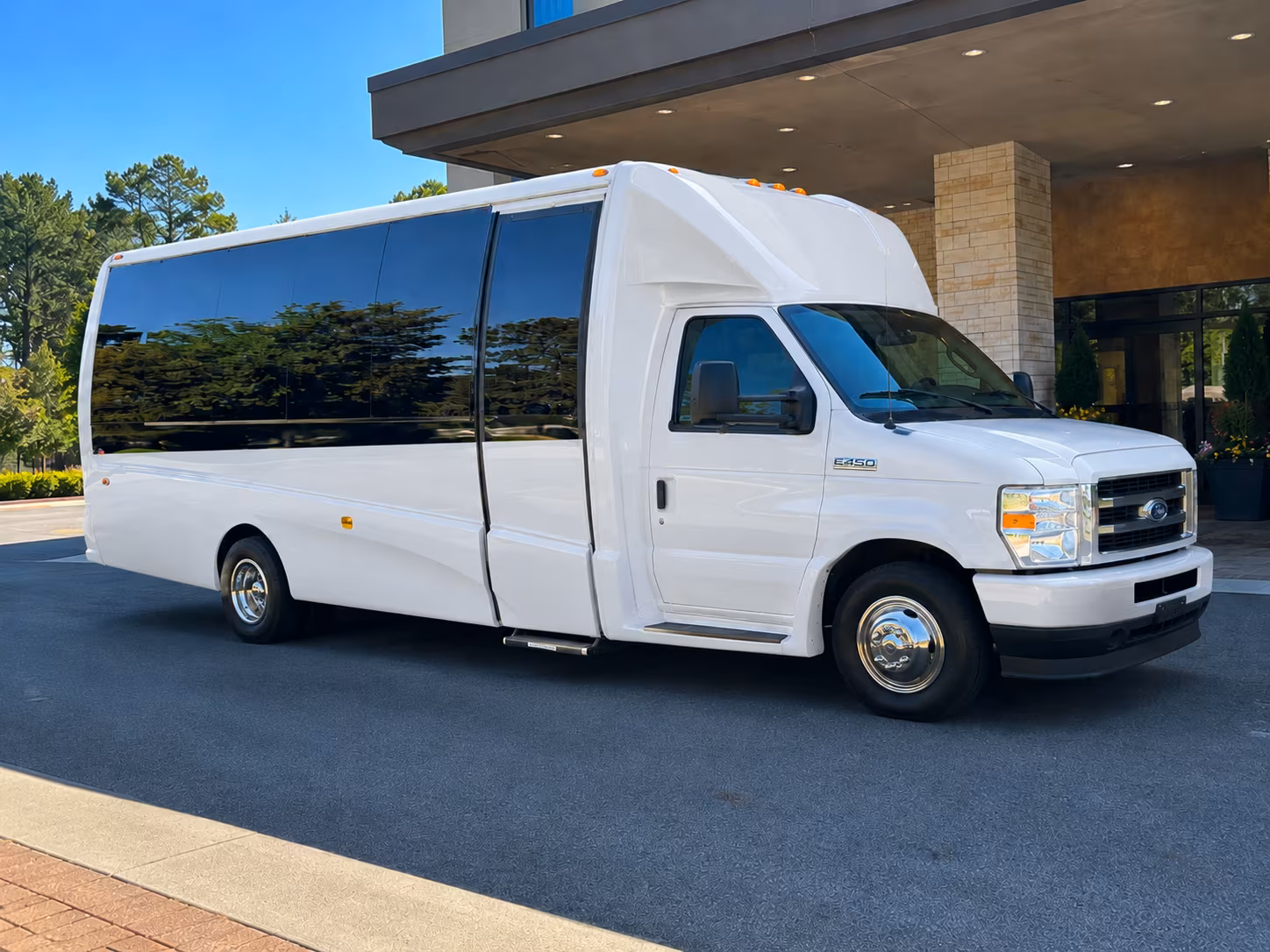 minibuses for baytown nature center and local environmental education trips